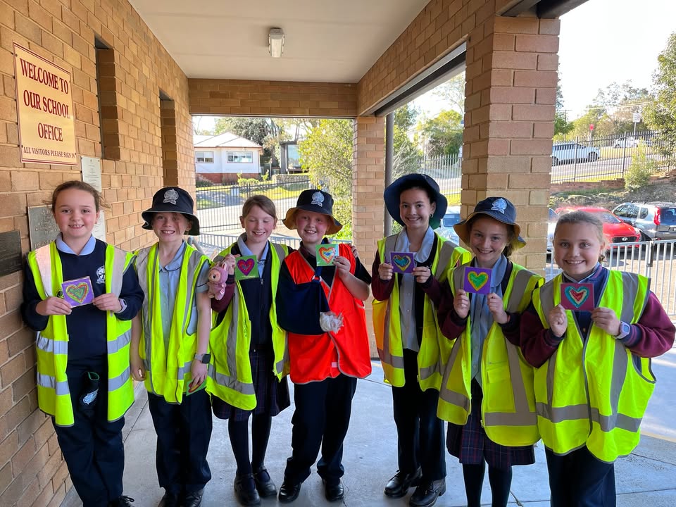 723972669739127_1280468447422877-1